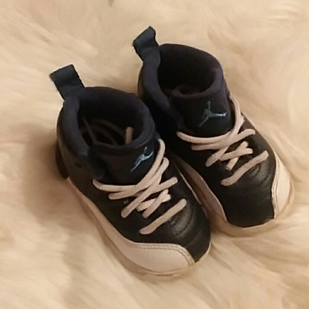 Jordan Size 4c for baby boy💕 - Picture 1 of 2